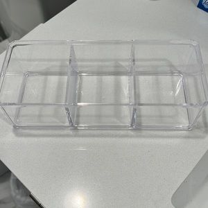 Acrylic three square container